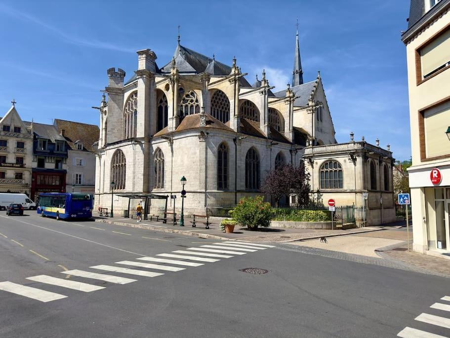 O Centre- Chaleureux - Fibre - Netflix Apartment Montargis Exterior foto